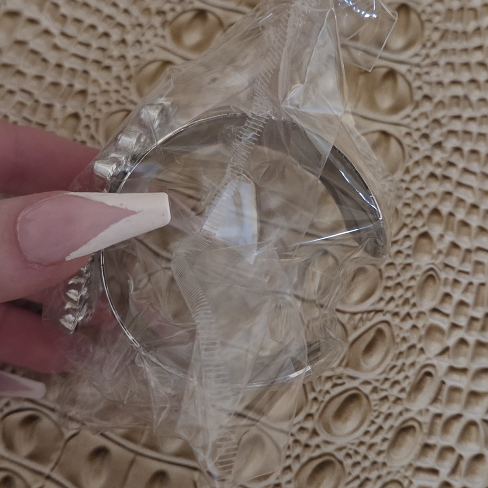 NWT Mew Mews Large Abstract Heart Metal Cuff Bracelet - Picture 6 of 6